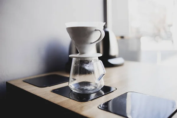 Giet Drip Koffie Thuis Brouwproces Druppel Brouwen Gefilterde Koffie Giet — Stockfoto