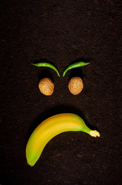 Organik ürünler kullanarak öfke duygusu — Stok fotoğraf