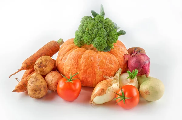 Food photography different vegetables isolated white background. Organic food background. — Stock Photo, Image