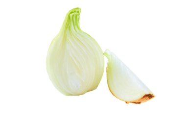 Beyaz arka planda taze doğranmış soğan. Organik gıda arka plan.