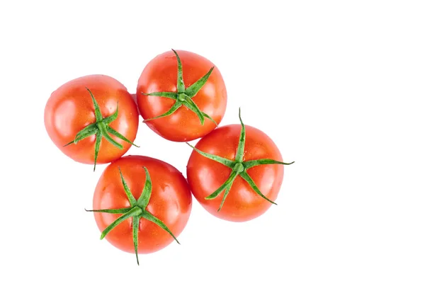 Tomates frescos aislados sobre fondo blanco. La vista desde arriba. Antecedentes de los alimentos ecológicos . —  Fotos de Stock