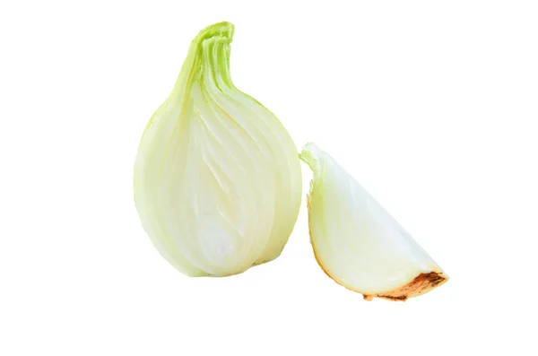 Świeże cebuli cięte na białym tle. Organiczne tło żywnościowe. — Zdjęcie stockowe