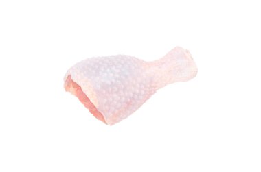 Beyaz arka planda izole edilmiş taze tavuk budu. Yukarıdan görünüşü.