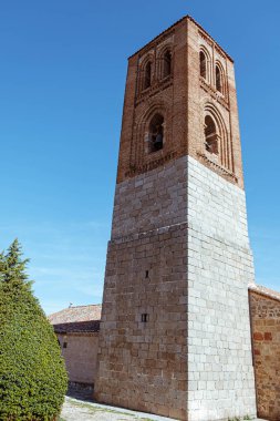 Avila, İspanya'daki kilisenin ana görünümü