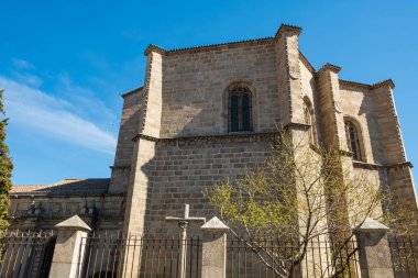 Avila, İspanya'daki kilisenin ana görünümü