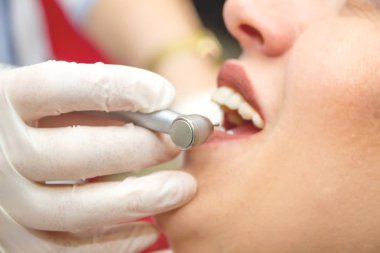 Dişçi ile iyi günler