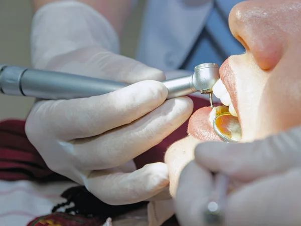 Dişçi ile iyi günler