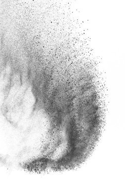 Siyah parçacıklar beyaz zemin üzerinde izole edildi. Soyut toz tabakası dokusu.