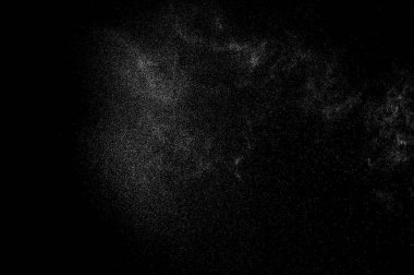 Siyah arka planda soyut su sıçramaları. Soyut su püskürtüsü. Soyut yağmur. Duş suyu damlaları. soyut doku.