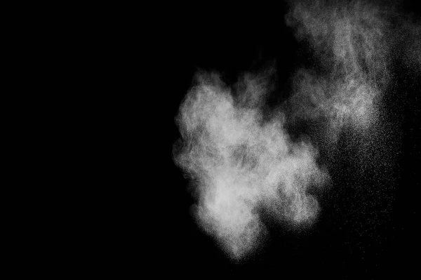 Έκρηξη Λευκής Σκόνης Μαύρο Φόντο Αφηρημένη Λευκή Σκόνη — Φωτογραφία Αρχείου