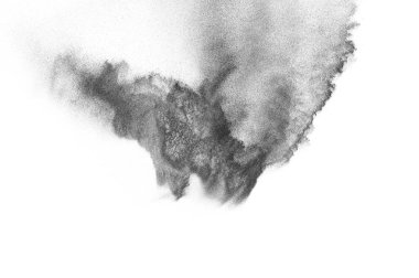 Siyah parçacıklar beyaz zemin üzerinde izole edildi. Soyut toz tabakası dokusu.