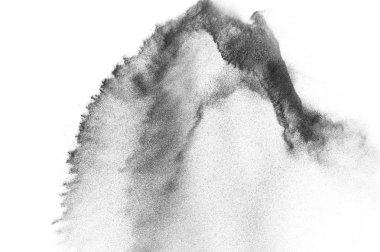 Siyah parçacıklar beyaz zemin üzerinde izole edildi. Soyut toz tabakası dokusu.