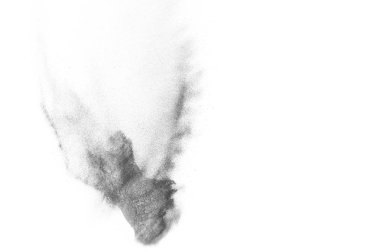 Siyah parçacıklar beyaz zemin üzerinde izole edildi. Soyut toz tabakası dokusu.