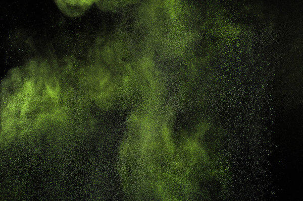 Взрыв светло-зеленого порошка на черном фоне. Цитронное облако. Лимонная пыль взрывается. Холи-чан
.