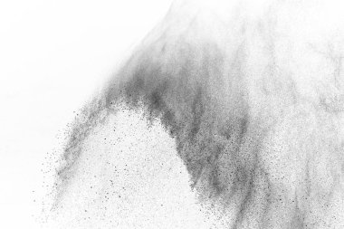 Siyah parçacıklar beyaz zemin üzerinde izole edildi. Soyut toz tabakası dokusu.