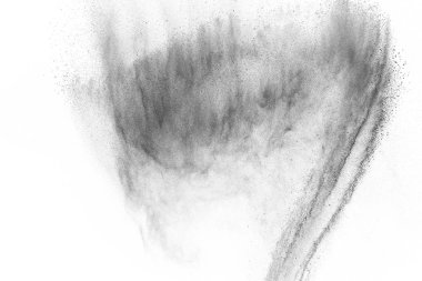 Siyah parçacıklar beyaz zemin üzerinde izole edildi. Soyut toz tabakası dokusu.