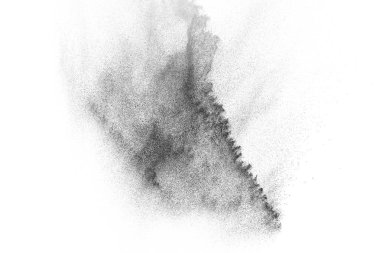 Siyah parçacıklar beyaz zemin üzerinde izole edildi. Soyut toz tabakası dokusu.