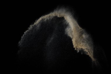 Siyah arka plan üzerine izole Sandy patlama. Soyut parçacıklar bulut. Doku eleman tasarımı için.