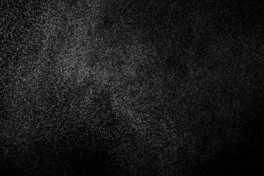 Siyah arkaplanda soyut su sıçramaları.