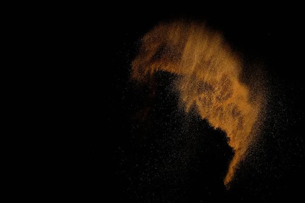 Explosion Sableuse Isolée Sur Fond Noir Nuage Sable Abstrait — Photo