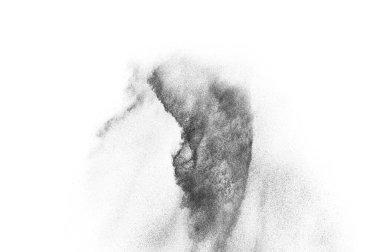 Siyah parçacıklar beyaz zemin üzerinde izole edildi. Soyut toz tabakası dokusu.