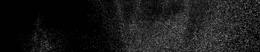 Siyah üzerine beyaz taneli doku. Panoramik arka plan. Alan için Geniş Yatay Uzun Sancak. Toz tabakası. Açık renkli Gürültü Granülleri. Kar Vektörü elementleri. Görüntü, EPS 10.