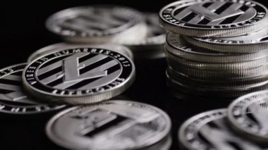 Bitcoins dijital cryptocurrency dönen çekim-Bitcoin Litecoin