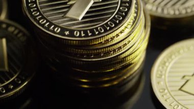 Bitcoins dijital cryptocurrency dönen çekim-Bitcoin Litecoin