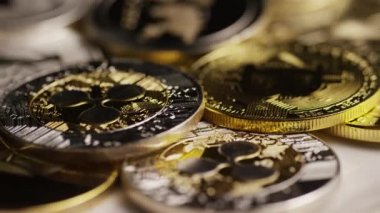 Bitcoins dijital cryptocurrency dönen çekim-Bitcoin karışık