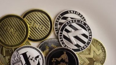 Bitcoins dijital cryptocurrency dönen çekim-Bitcoin karışık