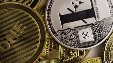 Bitcoins dijital cryptocurrency dönen çekim-Bitcoin karışık