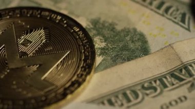 Bitcoins dijital cryptocurrency dönen çekim-Bitcoin monero