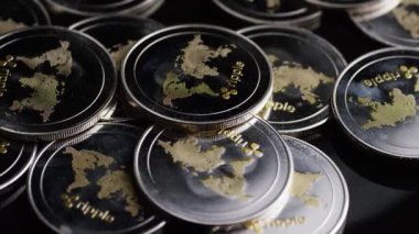 Bitcoins dijital cryptocurrency dönen çekim