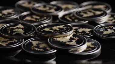 Bitcoins dijital cryptocurrency dönen çekim