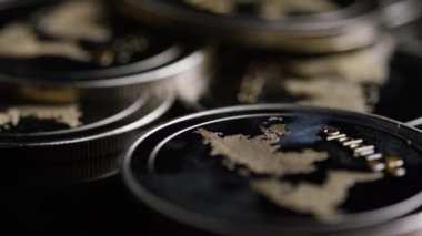 Bitcoins dijital cryptocurrency dönen çekim