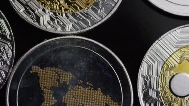 Bitcoins dijital cryptocurrency dönen çekim