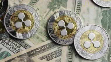 Bitcoins dijital cryptocurrency dönen çekim