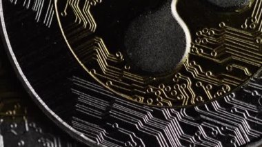 Bitcoins dijital cryptocurrency dönen çekim