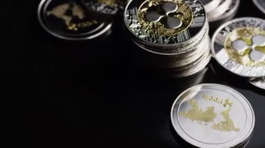 Bitcoins dijital cryptocurrency dönen çekim