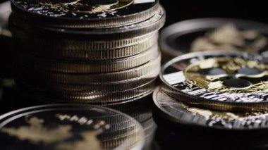 Bitcoins dijital cryptocurrency dönen çekim