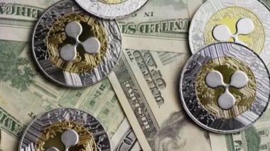 Bitcoins dijital cryptocurrency dönen çekim