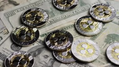 Bitcoins dijital cryptocurrency dönen çekim