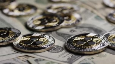 Bitcoins dijital cryptocurrency dönen çekim