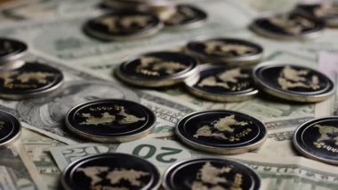 Bitcoins dijital cryptocurrency dönen çekim