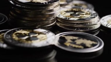 Bitcoins dijital cryptocurrency dönen çekim