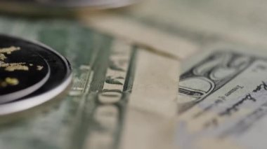 Bitcoins dijital cryptocurrency dönen çekim