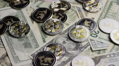 Bitcoins dijital cryptocurrency dönen çekim