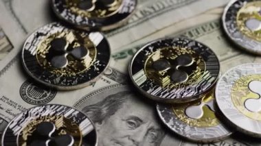 Bitcoins dijital cryptocurrency dönen çekim