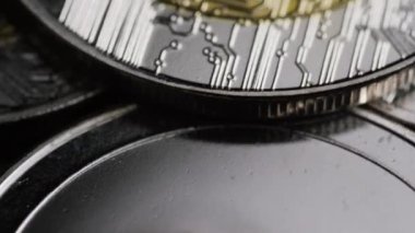 Bitcoins dijital cryptocurrency dönen çekim