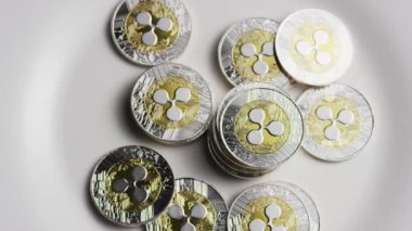 Bitcoins dijital cryptocurrency dönen çekim